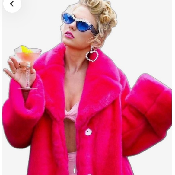 Pink fuzzy faux fur jacket - Picture 5 of 9